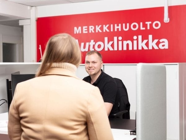 Autoklinikka Merkkihuolto on valtuutettu merkkihuolto.